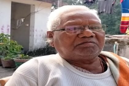 कड़िया मुंडा से पुलिस अधिकारी बनकर दी धमकी, फोन पर मांगी रंगदारी, थाने में मामला दर्ज