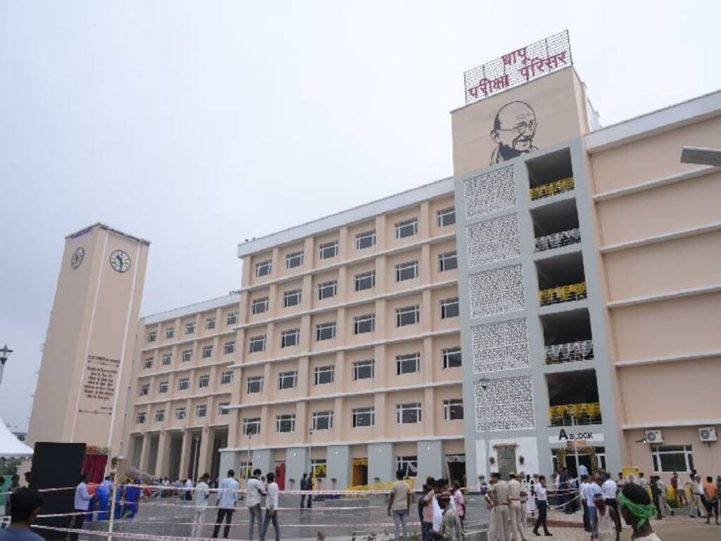 झारखंड में ब्लैक लिस्टेड कंपनी को बिहार में एग्जाम का ठेका, बिहार बोर्ड लापरवाही से अंजान
