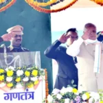 बिहार के राज्यपाल आरिफ मोहम्मद खान ने गांधी मैदान में किया ध्वजारोहण, सुरक्षा घेरे में गूंजा राष्ट्रगान