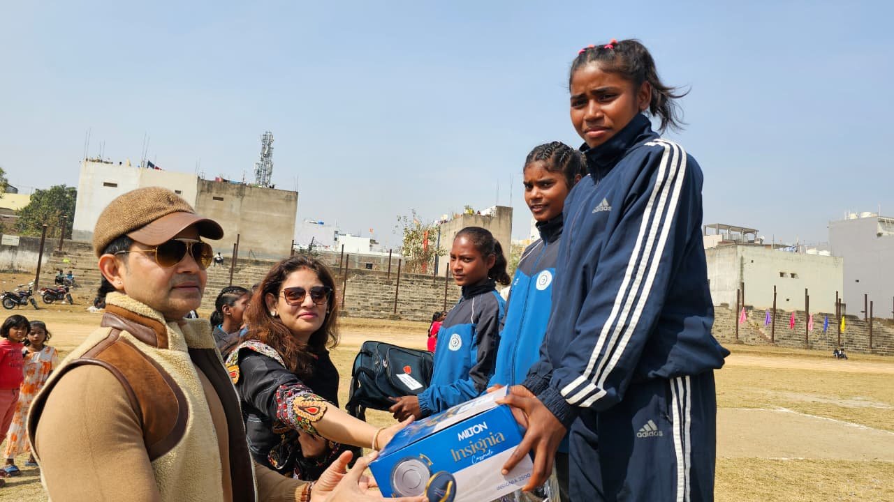 लोहरदगा में 68वीं झारखंड ओपन एथलेटिक मीट का समापन ,धीरज साहू, रामेश्वर उरांव, केशव महतो कमलेश मुख्य अतिथि के रूप में रहे मौजूद 1 2 1