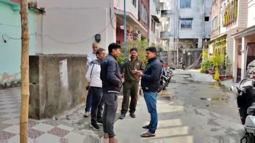 धनबाद में लोन रिकवरी एजेंट की निर्मम हत्या, हाथ-पैर बांधा मिला शव, शरीर की कई नसें और कान काटा गया