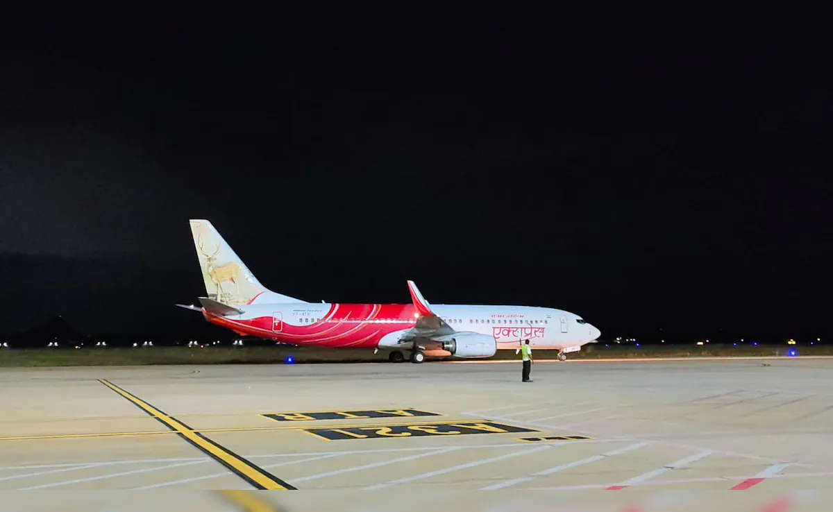 दिल्ली-रांची फ्लाइट तकनीकी खराबी के कारण ग्राउंडेड, एयर इंडिया एक्सप्रेस के 156 यात्री प्रभावित