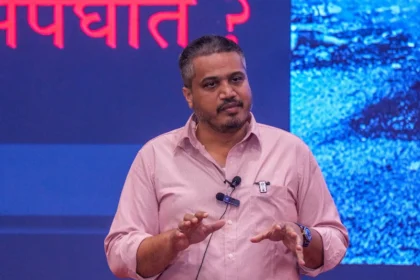 अजीत पवार की मौत पर भतीजे रोहित पवार ने उठाए सवाल, दिल्ली में प्रेजेंटेशन दिखाकर कहा-हमारे मन में कुछ शक है...