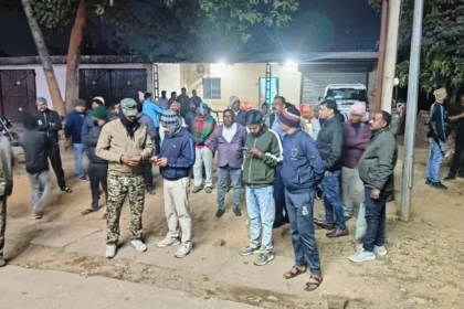 रामगढ़ में कोयला कारोबारी गजानन प्रसाद के घर ताबड़तोड़ फायरिंग, CCTV कैद हुई वारदात