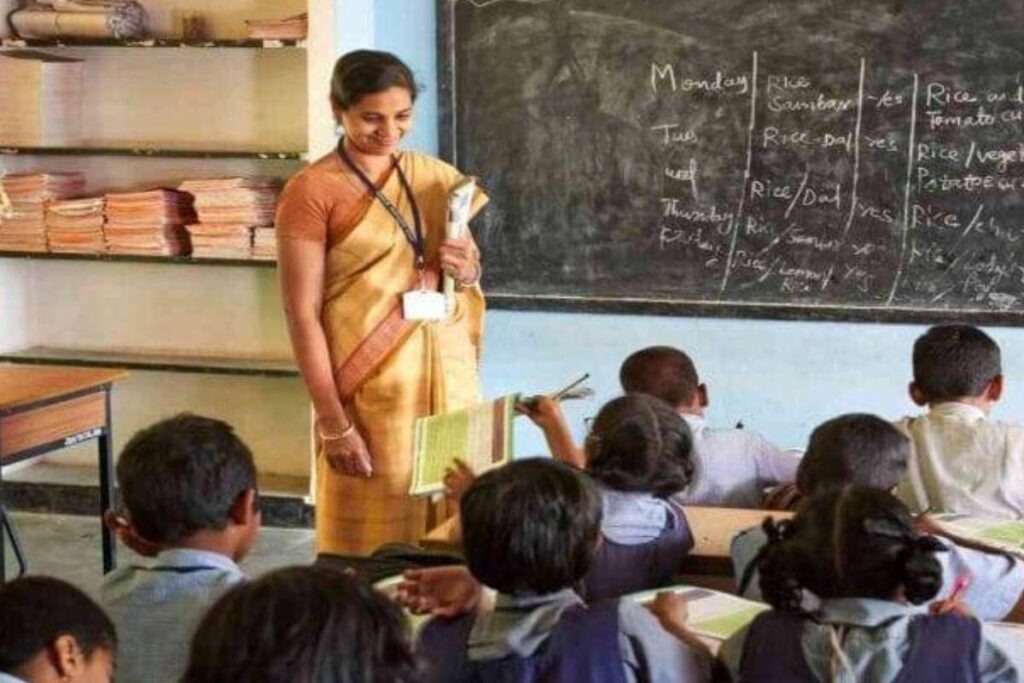 झारखंड में 6000 रुपये तक घटा पारा शिक्षकों का मानदेय, एजी ने सरकार से मांगी राय