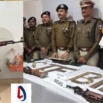 नक्सली कमांडर सुरेश कोड़ा ने किया सरेंडर, एके-47, एके-56 और इंसास राइफल पुलिस को सौंपे