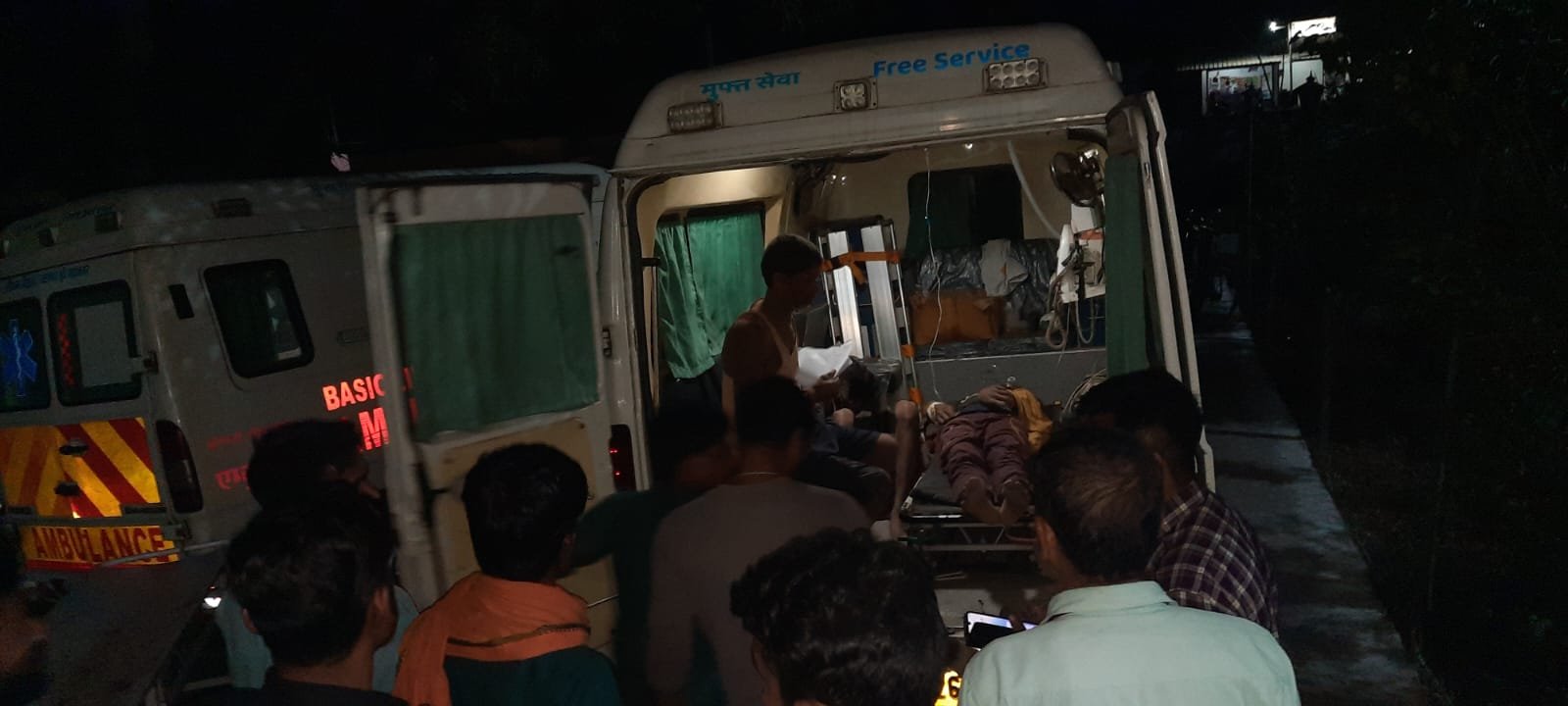 भागलपुर में दर्दनाक सड़क हादसा, बस की टक्कर से गिरे मजदूरों को ट्रक ने रौंदा, 4 की मौत और 6 घायल