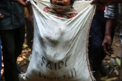 2 साल के बच्चे को बोरे में बंद कर चोर ने जंगल में फेंका, ऐसा बचाई गई जान