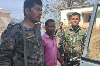 ACB की लातेहार में बड़ी कार्रवाई, रंगे हाथ रिश्वत लेते अमीन गिरफ्तार