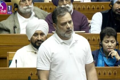 डोकलाम और चीनी घुसपैठ पर राहुल गांधी के बयान पर लोकसभा में हंगामा,राजनाथ ने पूछा- विश्वसनीय है क्या