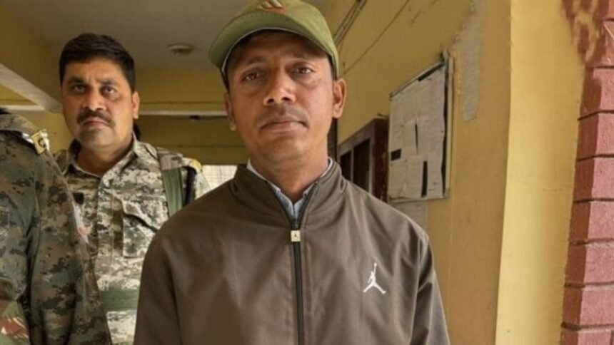 रांची में ACB की कार्रवाई, सिल्ली में अमीन रिश्वत लेते रंगे हाथ गिरफ्तार