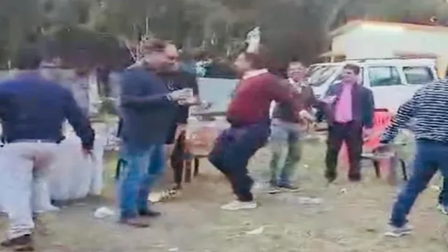 सिर पर शराब की बोतल रख अधिकारी ने किया डांस, सरयू राय ने मुख्यमंत्री हेमंत सोरेन से की कार्रवाई की मांग