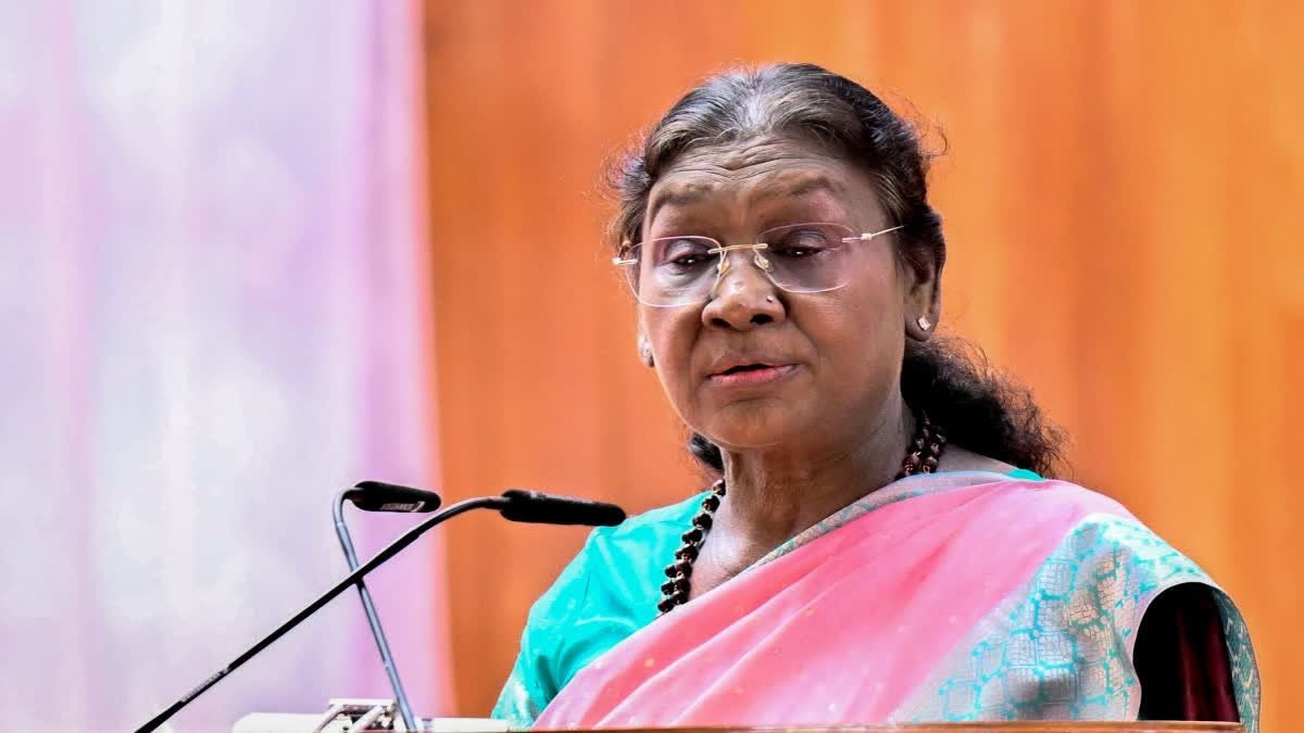 राष्ट्रपति द्रौपर्दी मुर्मू के अपमान का मामलाः केंद्रीय गृह सचिव ने पश्चिम बंगाल के मुख्य सचिव ने मांगा जवाब