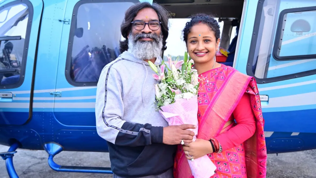 JMM के आदिवासी उम्मीदवार समेत तीन का नामांकन रद्द, हेमंत-कल्पना रामनवमी के बाद चुनाव प्रचार करने जाएंगे असम