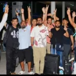 रांची लौटे दुबई में फंसे 85 पर्यटक, एयरपोर्ट में मनाई गई होली, दहशत में बीते पांच दिन