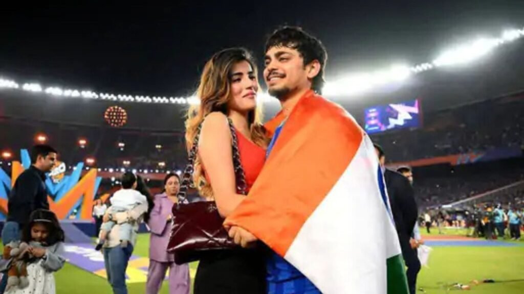 T20 World Cup में जीत के बाद Ishan Kishan के गले लगकर गर्लफ्रेंड ने दी बधाई, क्रिकेटर ने जीत पर बहन को किया याद, एक दिन पहले हुई थी मौत