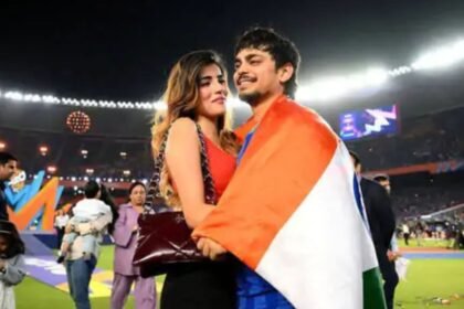 T20 World Cup में जीत के बाद Ishan Kishan के गले लगकर गर्लफ्रेंड ने दी बधाई, क्रिकेटर ने जीत पर बहन को किया याद, एक दिन पहले हुई थी मौत