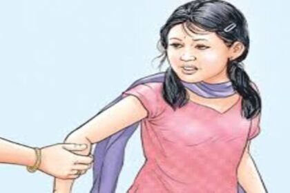 धनबाद में वनांचल एक्सप्रेस की थर्ड AC बोगी में युवती से छेड़खानी, आरोपी फरार