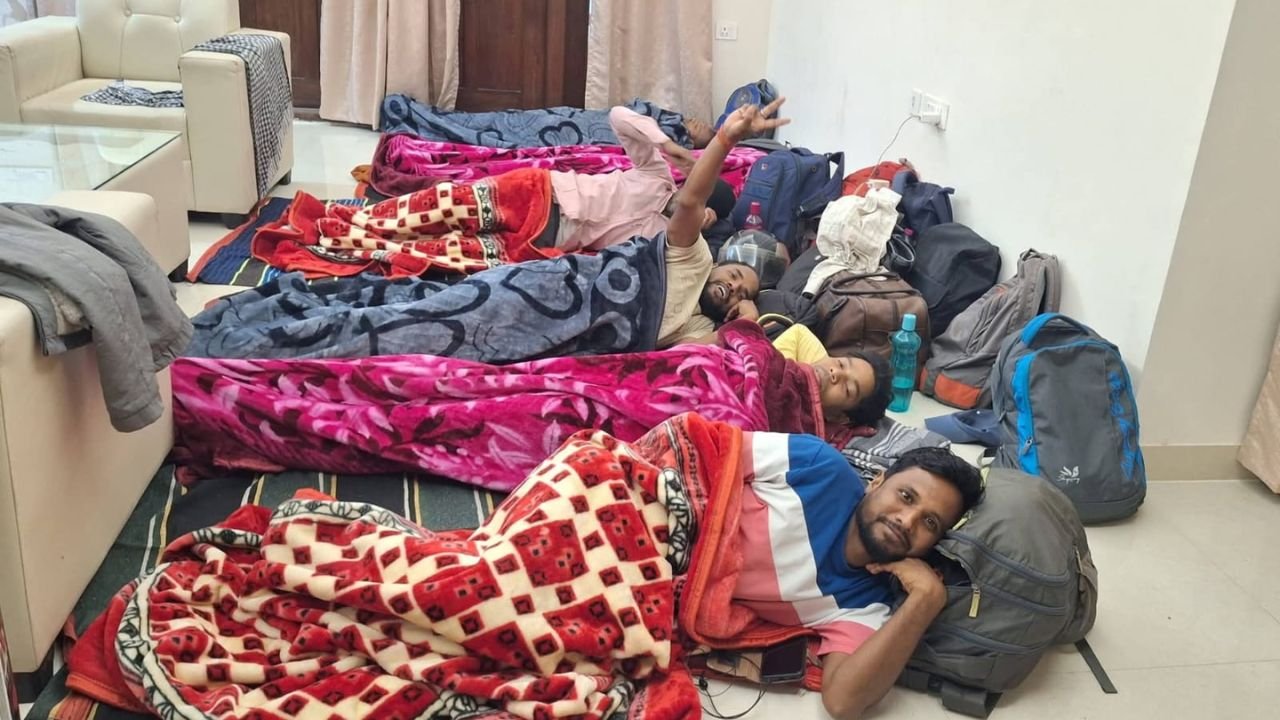 जयराम महतो ने आंदोलकारी शिक्षकों के लिए खोला घर का दरवाजा, विधायक आवास में दिया रात्रि विश्राम की जगह