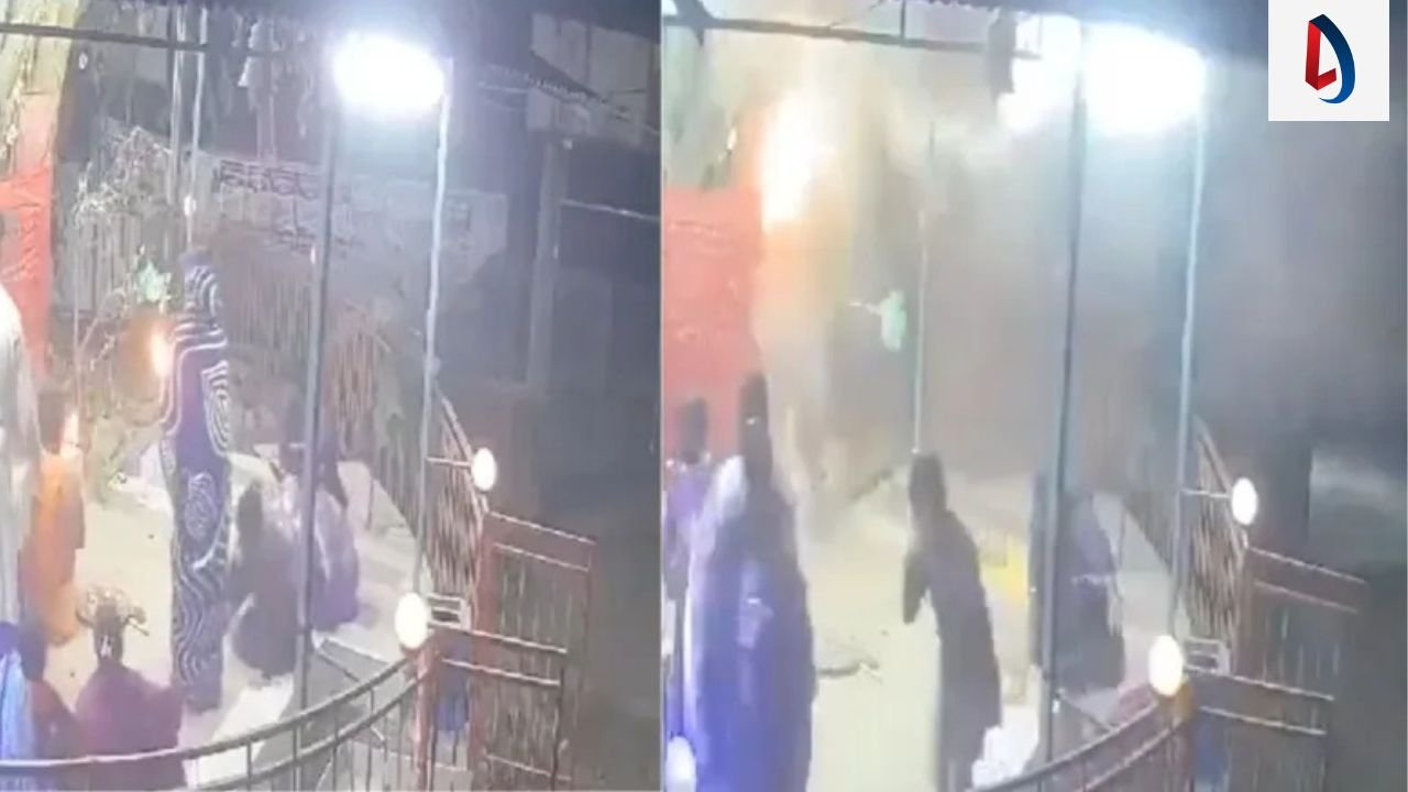 बांग्लादेश में काली मंदिर पर हमला, राक्षस के भेष में आए हमलावर, पूजा के दौरान बैग में बम रखकर भागे