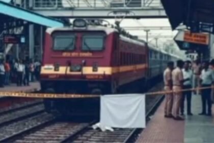 रांची रेलवे स्टेशन पर महिला ने ट्रेन के आगे लगाई छलांग, मौके पर हुई मौत