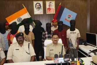 सिमडेगा में PLFI के 9 उग्रवादी गिरफ्तार,सड़क निर्माण कंपनी की गाड़ियों में आग लगाने का किया था प्रयास