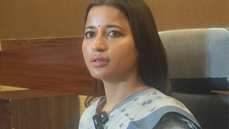 अंबा प्रसाद ने कांग्रेस और JMM के खिलाफ खोला मोर्चा, कहा-अनुशासन तोड़ने के लिए मजबूर किया गया, योगेंद्र साव ने कुछ भी गलत नहीं किया