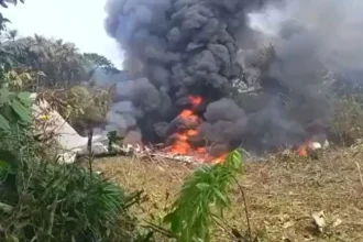 कोलंबिया में बड़ा विमान हादसा, उड़ान भरने के बाद एयरफोर्स का फ्लेन हुआ क्रैश, 110 जवान थे सवार