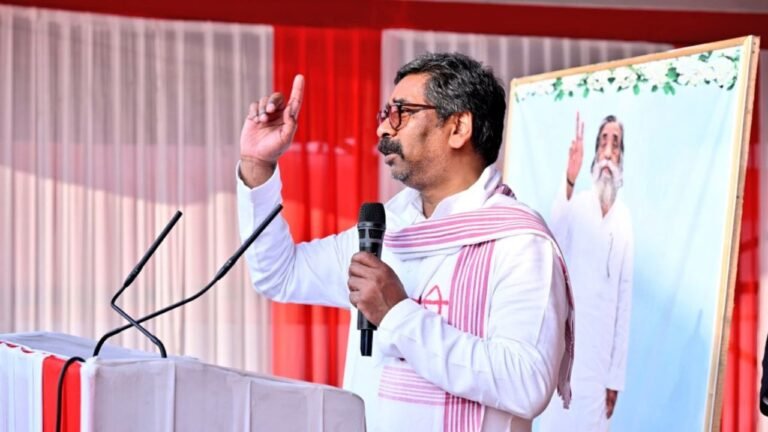 मुख्यमंत्री हेमंत सोरेन का असम दौरा आज, विधानसभा चुनाव को लेकर बनाएंगे रणनीति, उठाएंगे आदिवासियों के मुद्दे