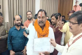 बीजेपी समर्थित नीरज कुमार बने रांची नगर निगम के डिप्टी मेयर, रोशनी खलखो ने मेयर पद का संभाला पदभार