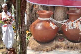 सरहुल की झारखंड में धूम, पाहन ने की झमाझम बारिश की भविष्यवाणी, अन्न से भरे रहेंगे भंडार