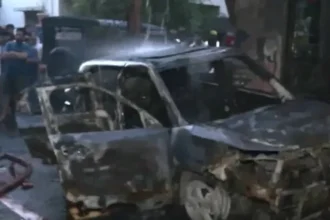 इंदौर में एक ही परिवार के 7 लोगों की जिंदा जलने से मौत, इलेक्ट्रॉनिक वाहन के चार्जिंग से हुआ हादसा,आग के गोले में तब्दील हुई EV