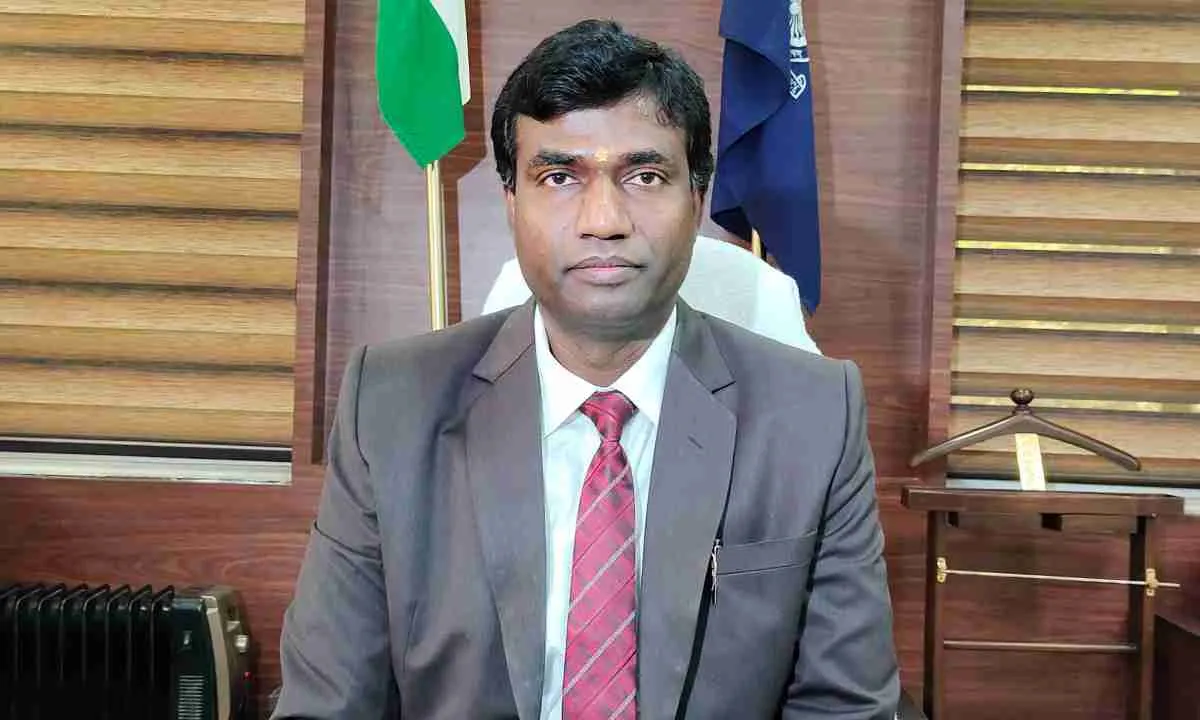 रांची में निजी स्कूलों की मनमानी पर लगाम, उपायुक्त ने फीस वृद्धि पर लगाई रोक, उल्लंघन पर 2.5 लाख तक जुर्माना