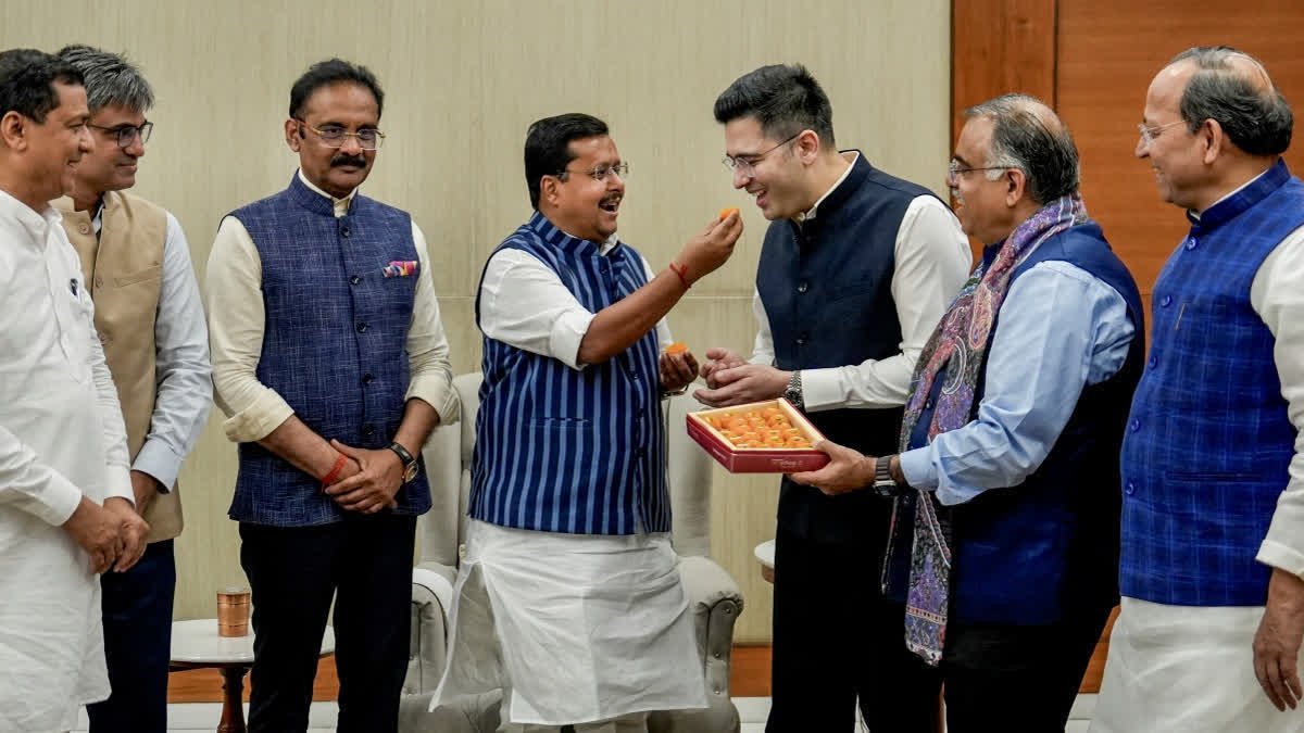 अरविंद केजरीवाल को झटका, आप के 7 बागी सांसदों की बीजेपी में एंट्री को राज्यसभा सभापति ने दी मंजूरी