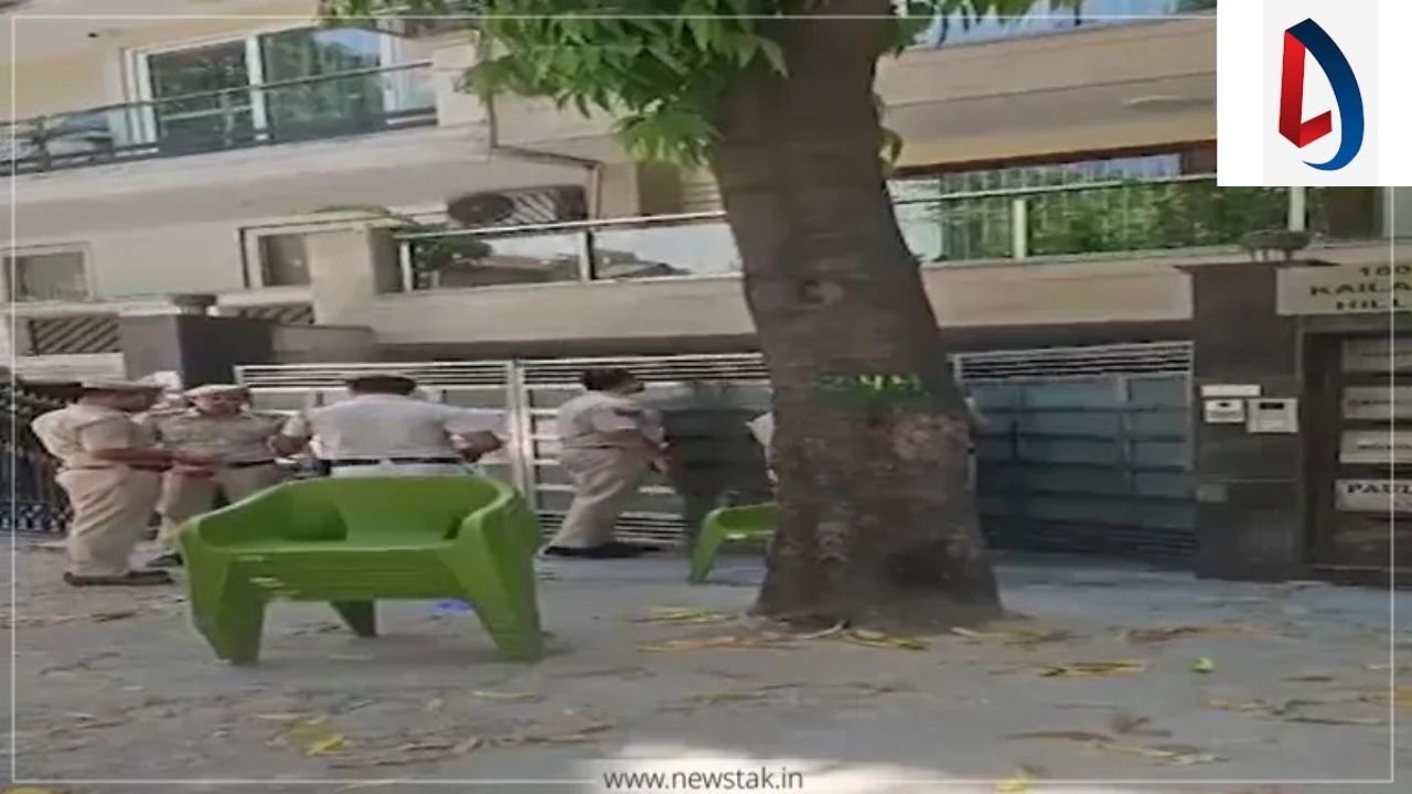 दिल्ली में IRS अधिकारी के बेटी की हत्या,यौन उत्पीड़न की आशंका, नौकर पर शक