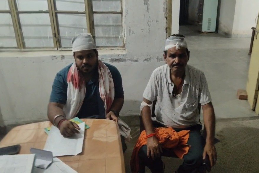 हजारीबाग में पत्रकार पियूष पांडेय और उनके पिता पर जानलेवा हमला, दो भाईयों के खिलाफ थाने में दर्ज कराई शिकायत