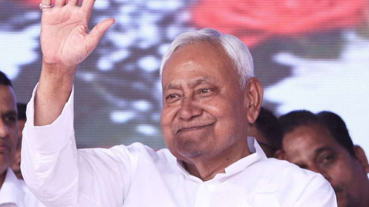 नीतीश कुमार को दी गई Z+ की सुरक्षा, मुख्यमंत्री पद से इस्तीफा देकर लेंगे राज्यसभा की सदस्यता