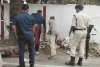 पटना में पूर्व मंत्री के आवास के बाहर मिला नाबालिग लड़की का शव, हाथों में लगी थी मेहंदी, गले पर निशान
