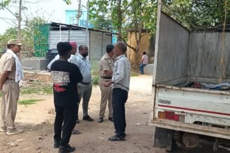 गुमला में तेज रफ्तार बाइक पेड़ से टकराई, तीन युवकों की दर्दनाक मौत