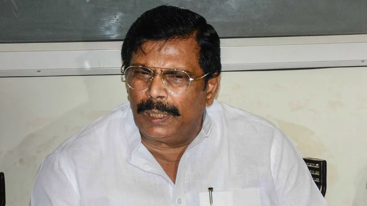 Anand Mohan Singh के बयान से बिहार में बढ़ा सियासी तापमान, JDU ने कहा-नीतीश कुमार को कोई दफन नहीं कर सकता