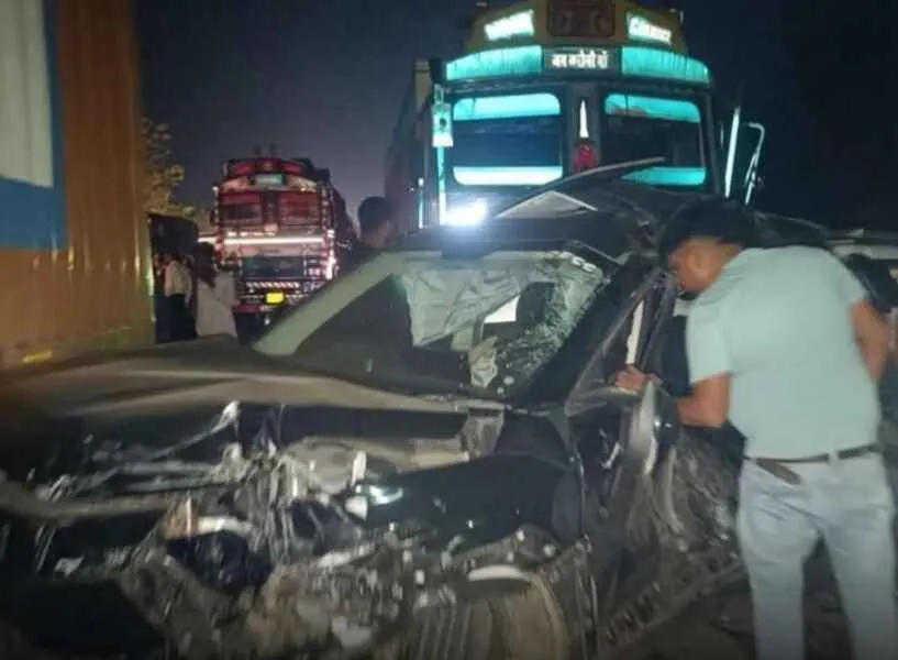 हजारीबाग के दनुआ घाटी में भीषण सड़क हादसा, 10 गाड़ियां आपस में टकराई