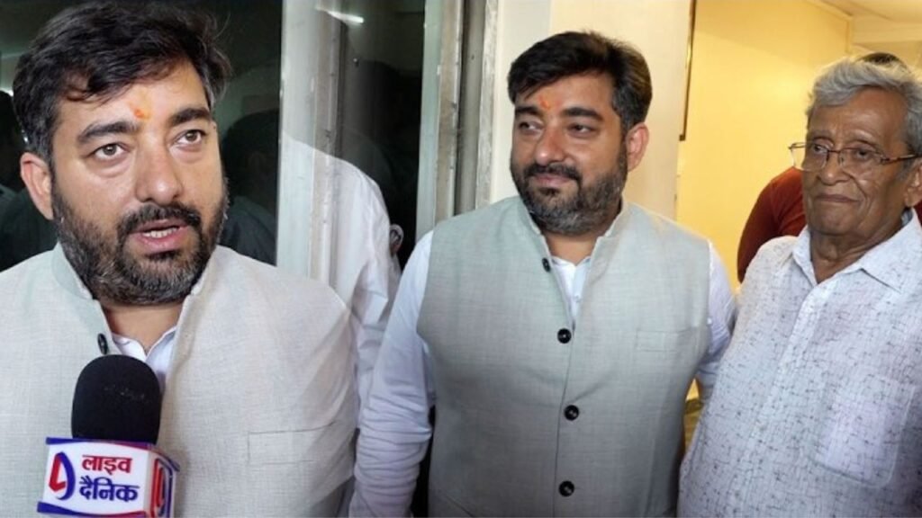 पंजाबी हिंदू बिरादरी के नए अध्यक्ष कुणाल अजमानी चुने गए, मदन कुजारा को 240 वोटों से हराया