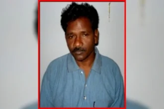 सारंडा में घिरा मिसिर बेसरा! साथ छोड़ रहे नक्सली, मिसिर बेसरा की सरेंडर की चर्चाएं तेज