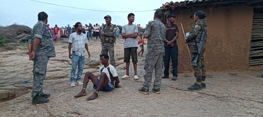 लोहरदगा में डबल मर्डरः बेटे ने मां और पत्नी की सरिया से हमला कर हत्या की, आरोपी गिरफ्तार