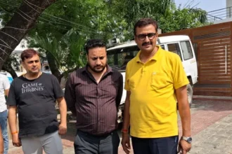 सासाराम का CO तीन लाख रिश्वत लेते हुआ गिरफ्तार, अपने ही विभाग के राजस्व कर्मी से ले रहा था घूस