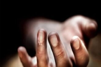 लोहरदगा में रेल लाइन पर युवक-युवती के शव बरामद,आत्महत्या की आशंका