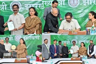 मुख्यमंत्री हेमंत सोरेन और कल्पना सोरेन ने की स्वगणना, लोगों से की Self-Enumeration लोगों से की प्रक्रिया से लोगों को जुड़ने की अपील की