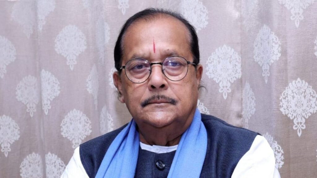 झारखंड कांग्रेस में खटपटः मंत्री राधा कृष्ण किशोर ने खोला मोर्चा, बेटे- प्रशांत किशोर ने दिया इस्तीफा