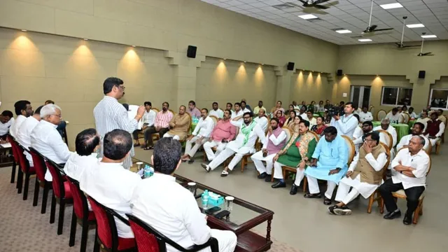 Jharkhand Rajya Sabha Election 2026: CM हाउस में महागठबंधन की बैठक, मॉक पोल में JMM को 29 तो कांग्रेस को मिले 27 वोट