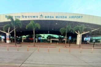 रांची एयरपोर्ट पर दो युवक हिरासत में, गया पुलिस की सूचना पर CISF की कार्रवाई,सुरक्षा एजेंसियां अलर्ट